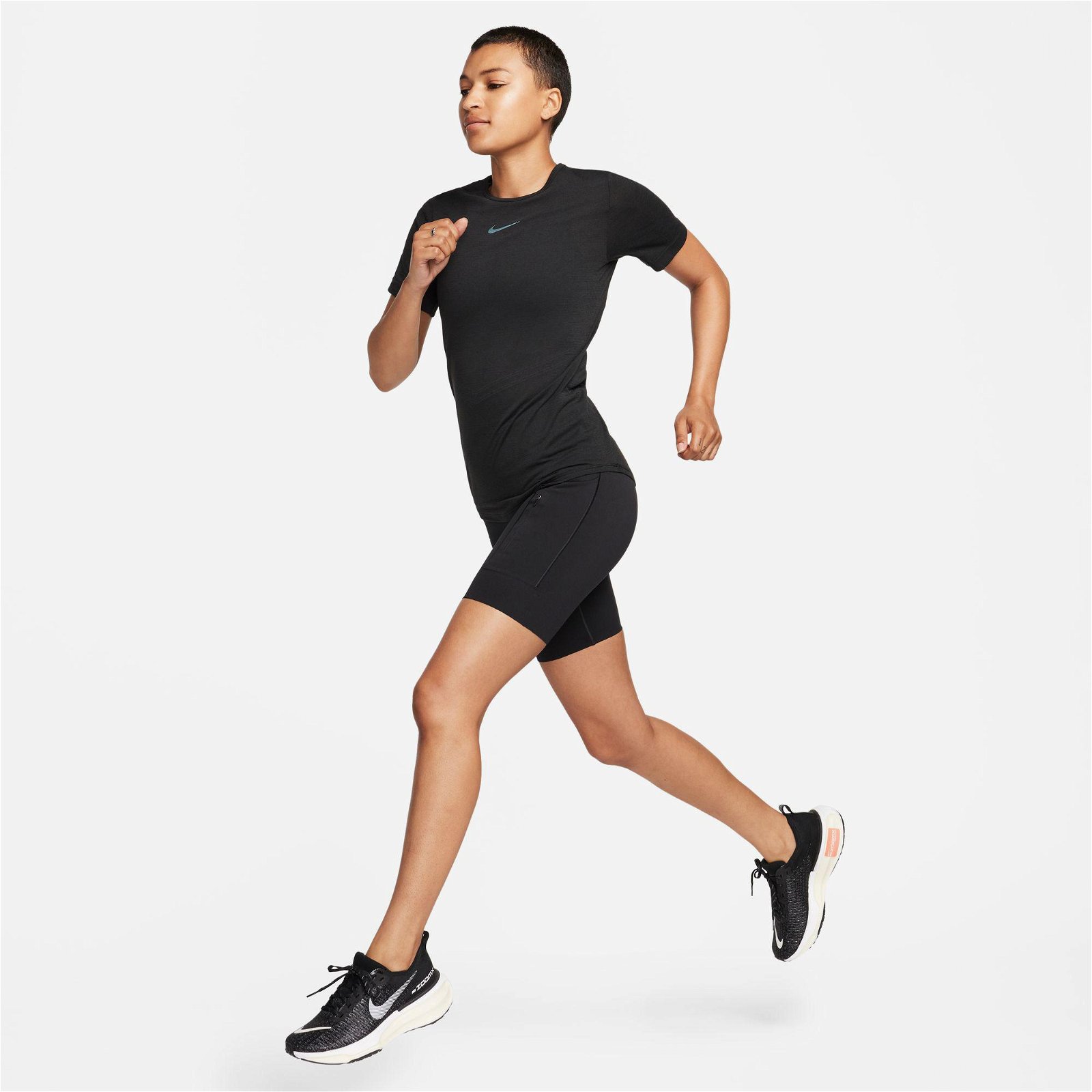 Nike Swift Wool Dri-FIT Top Kadın Siyah T-Shirt
