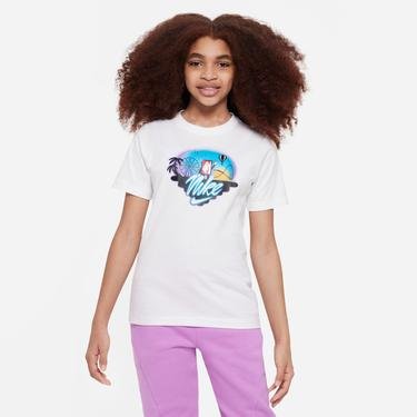  Nike Sportswear Seasonal Futura Çocuk Beyaz T-Shirt