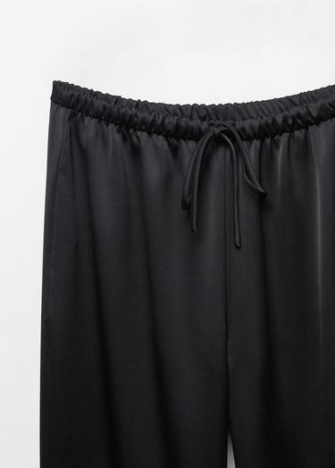  Mango Kadın Beli Elastik Saten Pantolon Siyah