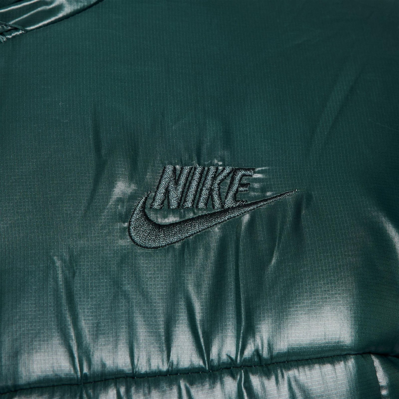 Nike Sportswear Classic Puffer Shine Kadın Yeşil Mont