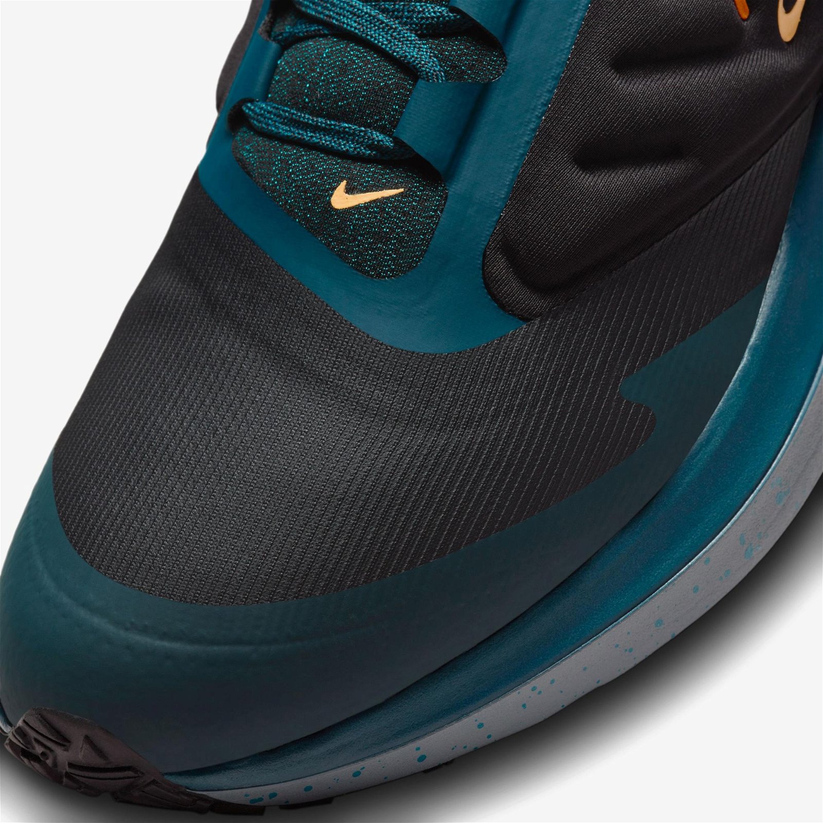 Nike Air Winflo 9 Shield Erkek Siyah Spor Ayakkabı