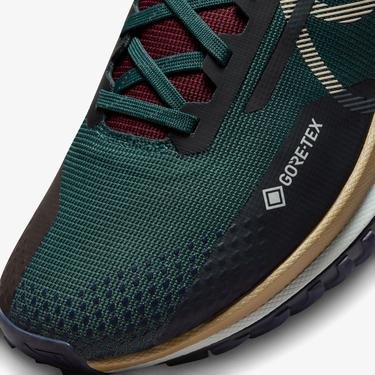  Nike Pegasus Trail 4 GORE-TEX Erkek Yeşil Spor Ayakkabı