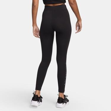  Nike Sportswear High Rise Kadın Siyah Tayt