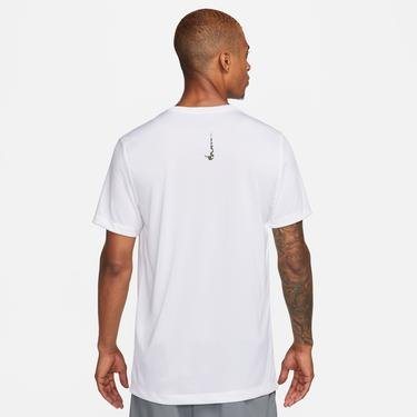  Nike Dri-FIT Erkek Beyaz T-Shirt