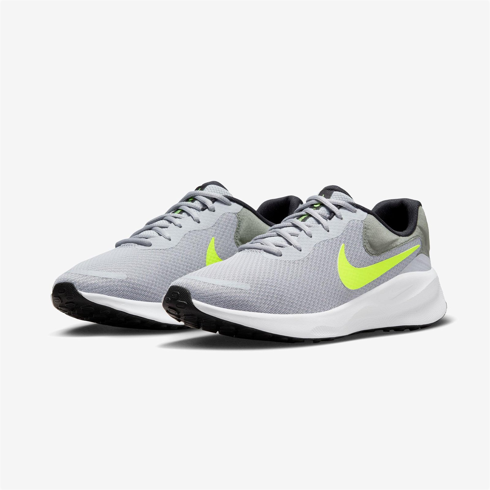 Nike Revolution 7 Erkek Gri Spor Ayakkabı