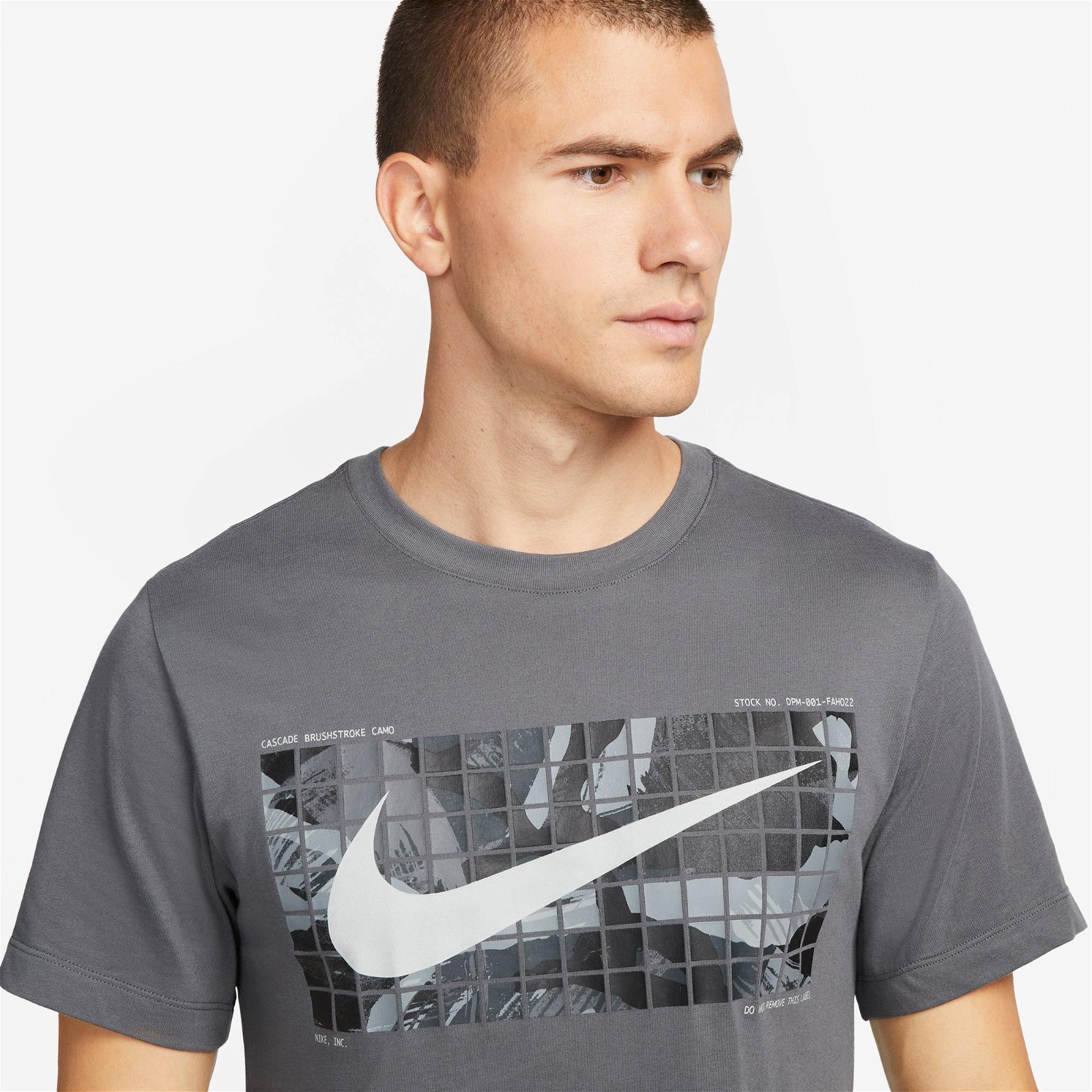 Nike Dri-FIT Camo Erkek Gri T-Shirt