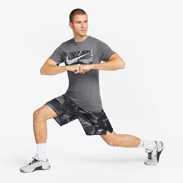  Nike Dri-FIT Camo Erkek Gri T-Shirt