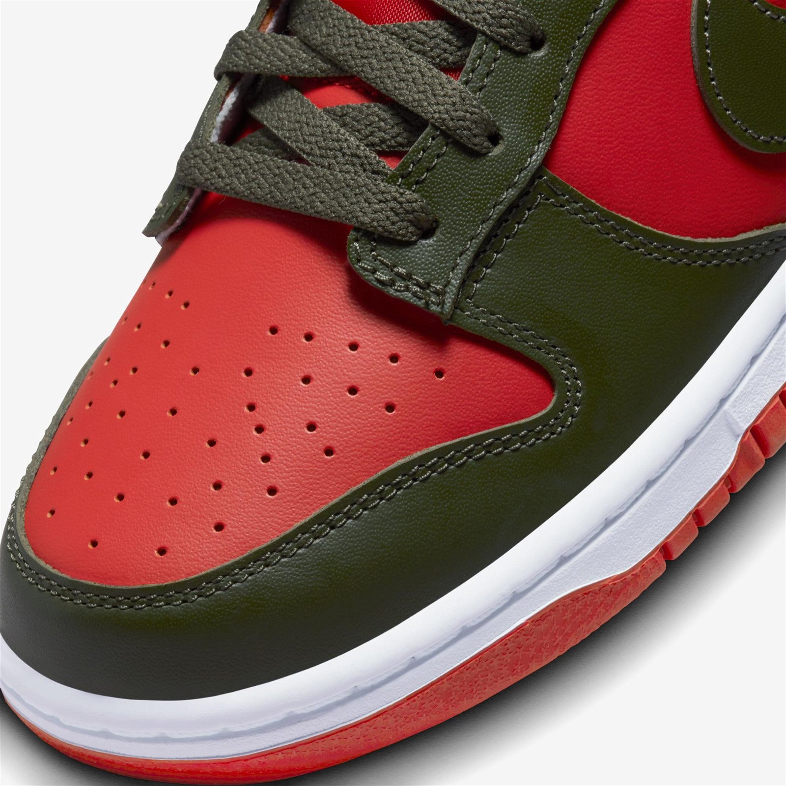 Nike Dunk Low Retro Erkek Kırmızı Spor Ayakkabı