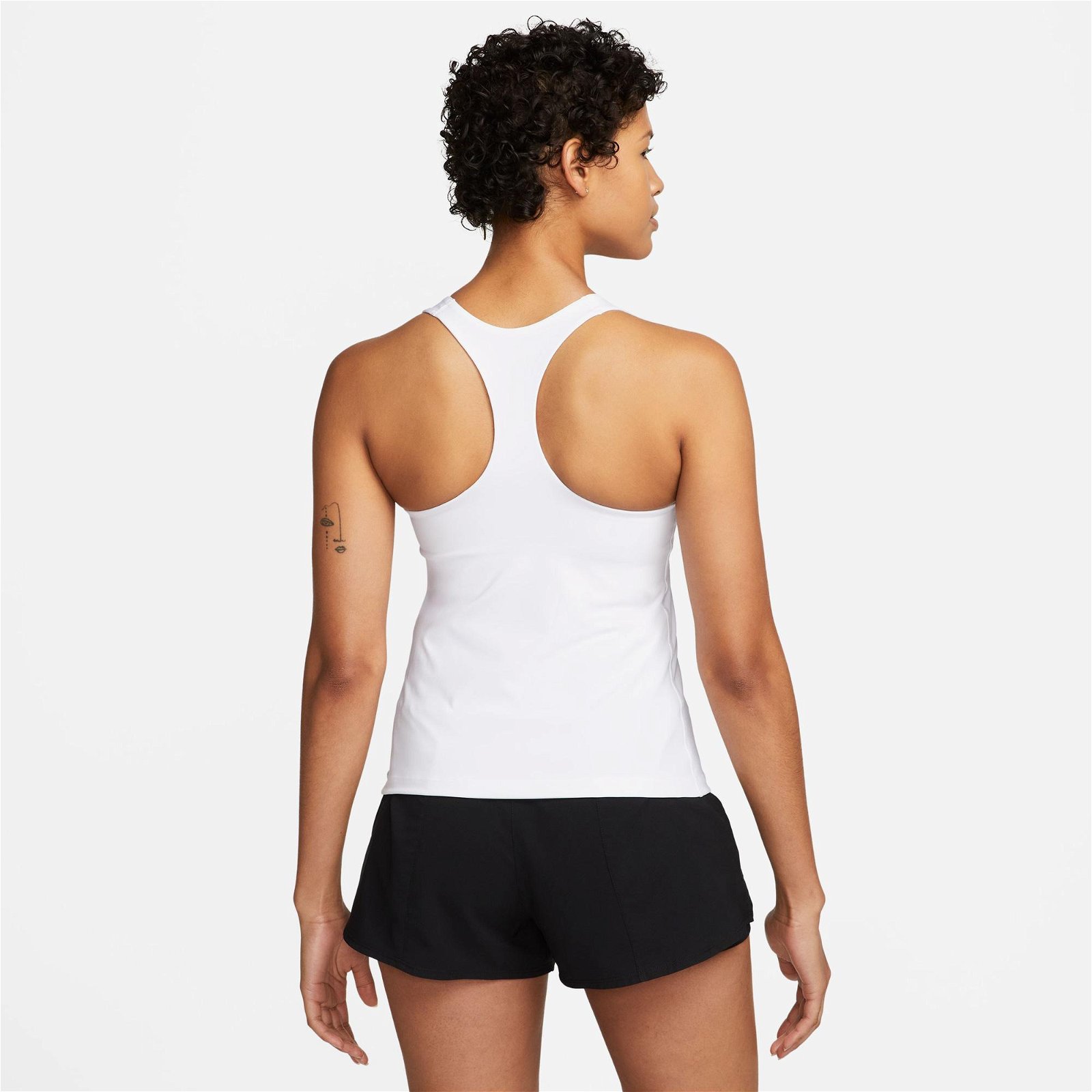 Nike Dri-FIT Swoosh Kadın Beyaz Kolsuz T-Shirt
