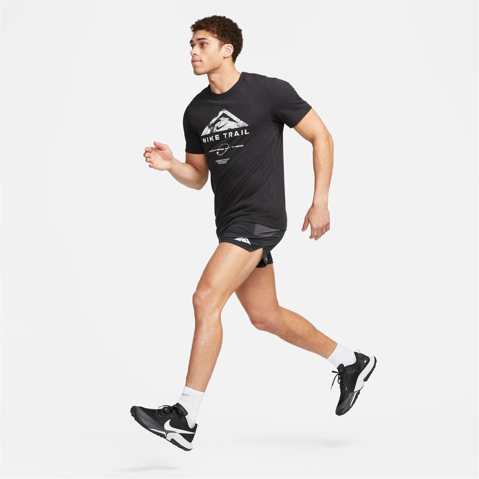 Nike Dri-FIT Trail Second Sunrise Erkek Siyah Şort