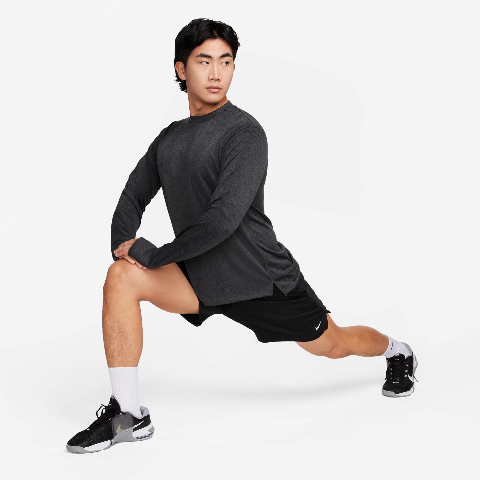 Nike Dri-FIT Adventure Axis Erkek Antrasit Uzun Kollu T-Shirt