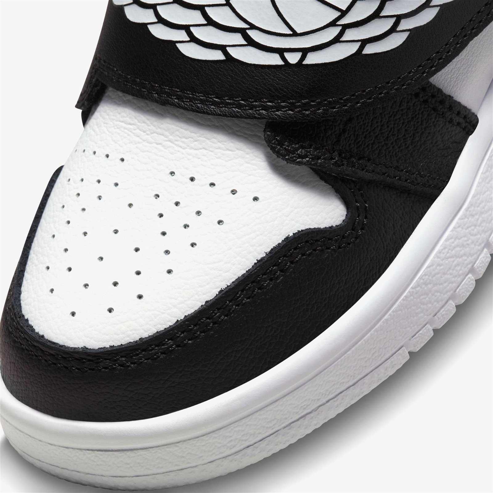 Jordan Sky 2 Çocuk Beyaz Spor Ayakkabı