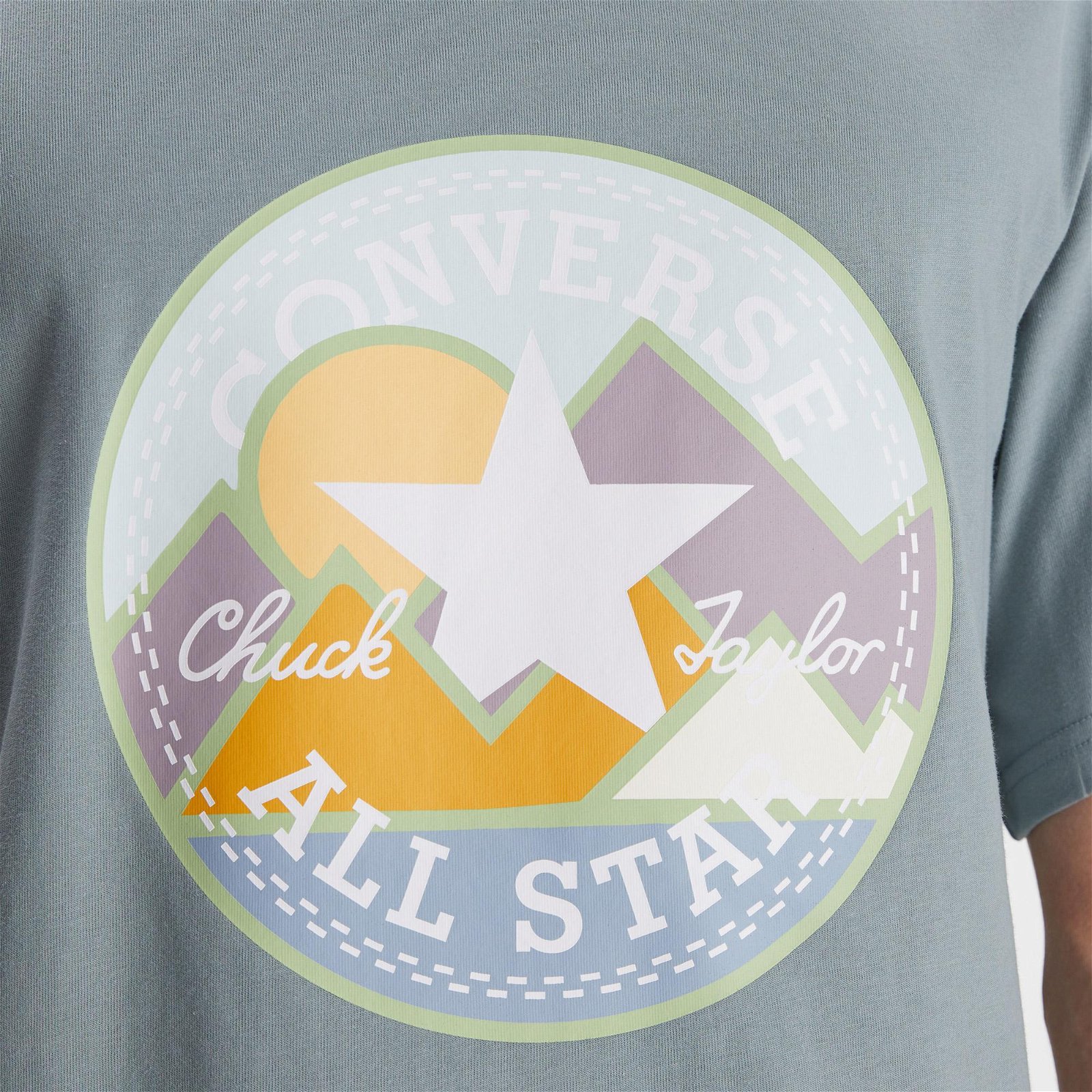  Converse Standard Fit Coastal Remix Chuck Patch Erkek Gri T-Shirt