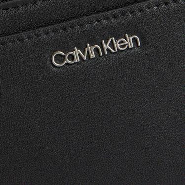  Calvin Klein Must Kadın Siyah Kartlık
