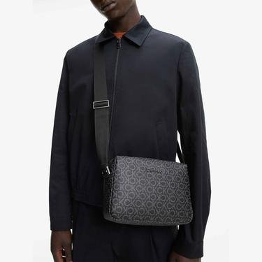  Calvin Klein Must Classic Mono Erkek Siyah Omuz Çantası