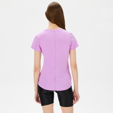  Nike One Dri-FIT Slim Top Kadın Mor T-Shirt
