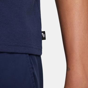  Nike Sportswear Premiun Essential Sust Erkek Lacivert T-Shirt