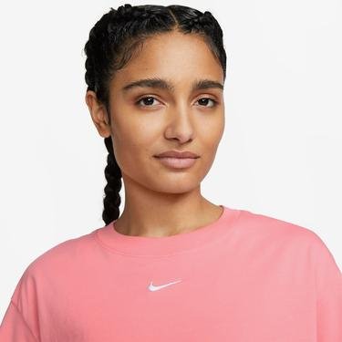  Nike Sportswear Essential Bf Kadın Pembe T-Shirt