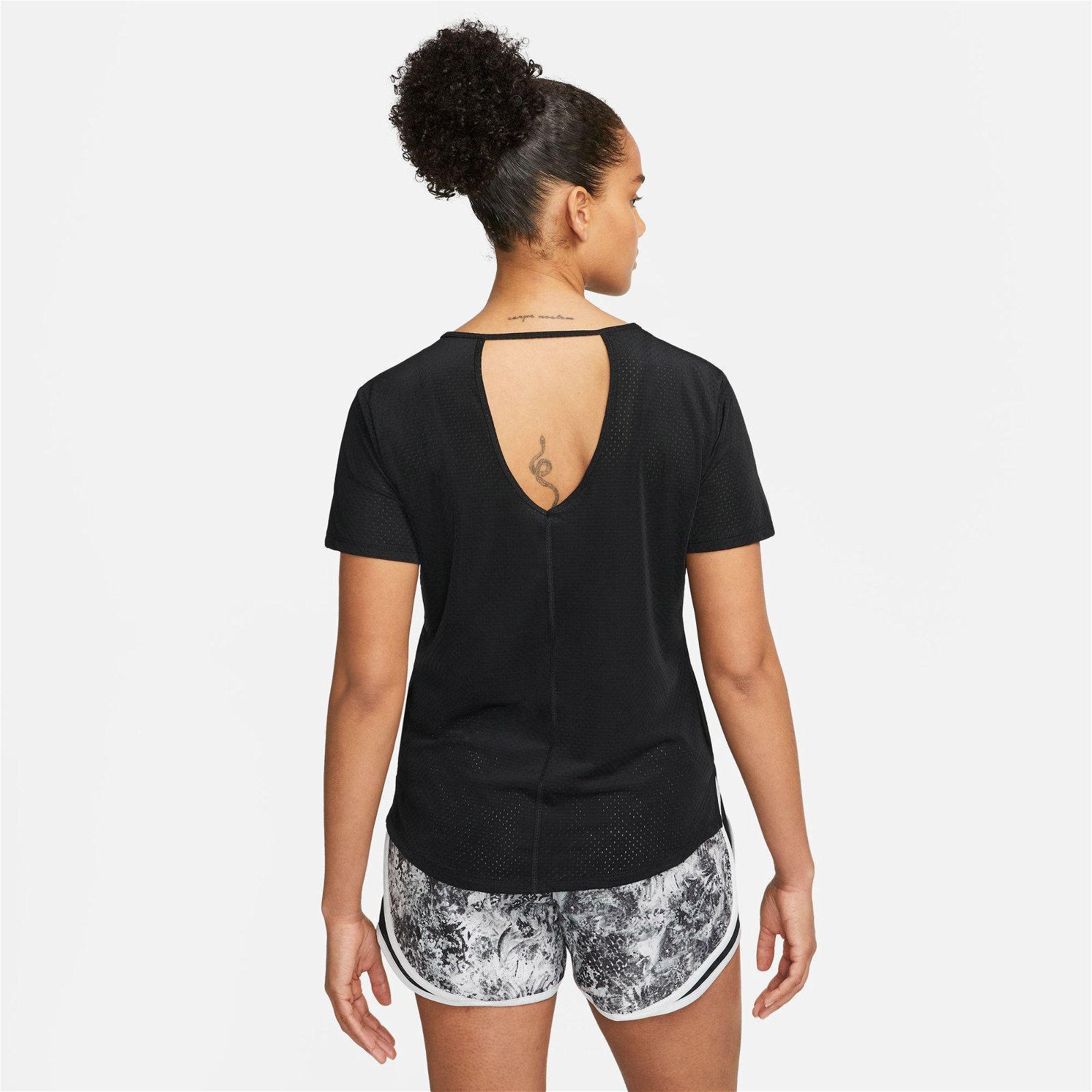 Nike One Dri-Fit Breathe Top Kadın Siyah T-Shirt