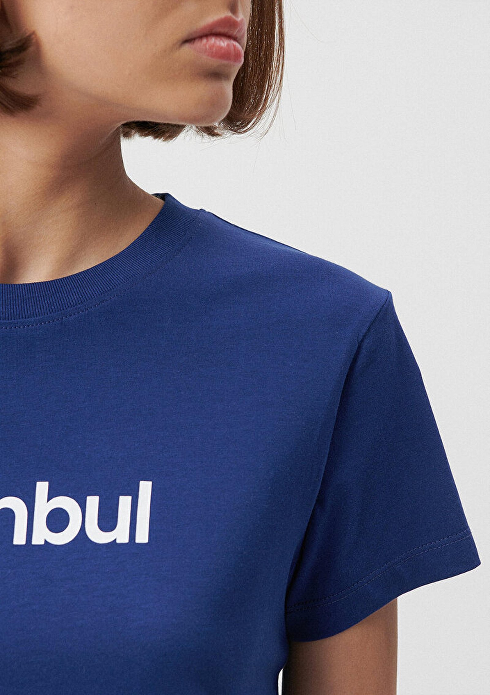 Mavi İstanbul Baskılı Mavi Tişört Slim Fit / Dar Kesim 1612111-70722