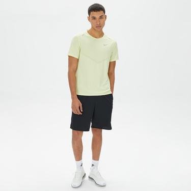  Nike Dri-FIT Rise 365 Erkek Yeşil T-Shirt
