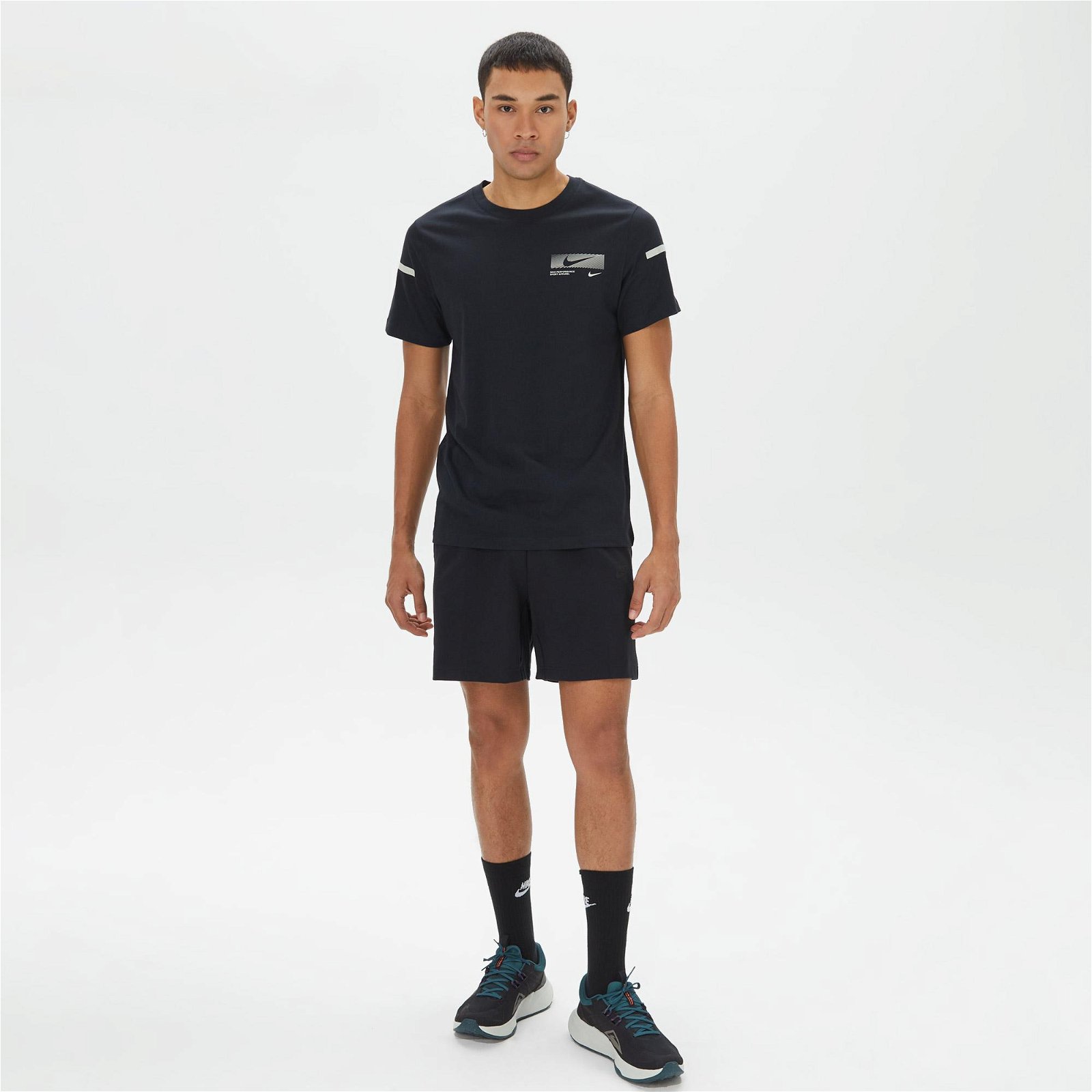 Nike Dri-FIT Flash Erkek Siyah T-Shirt