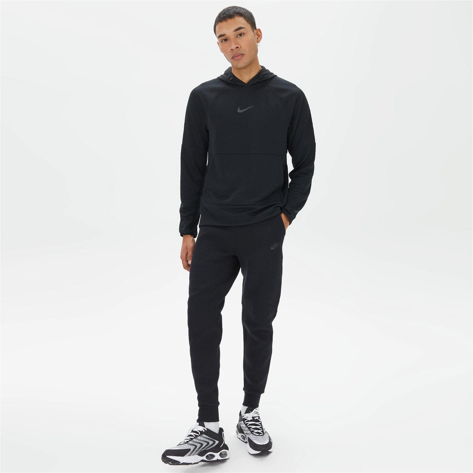 Nike Pro Dri-FIT Fleece Erkek Siyah Sweatshirt