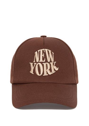  Mavi New York Nakışlı Kahverengi Şapka 0911273-85397