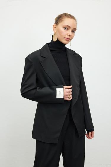  Vatkalı Kadın Kruvaze Klasik Blazer Ceket Siyah