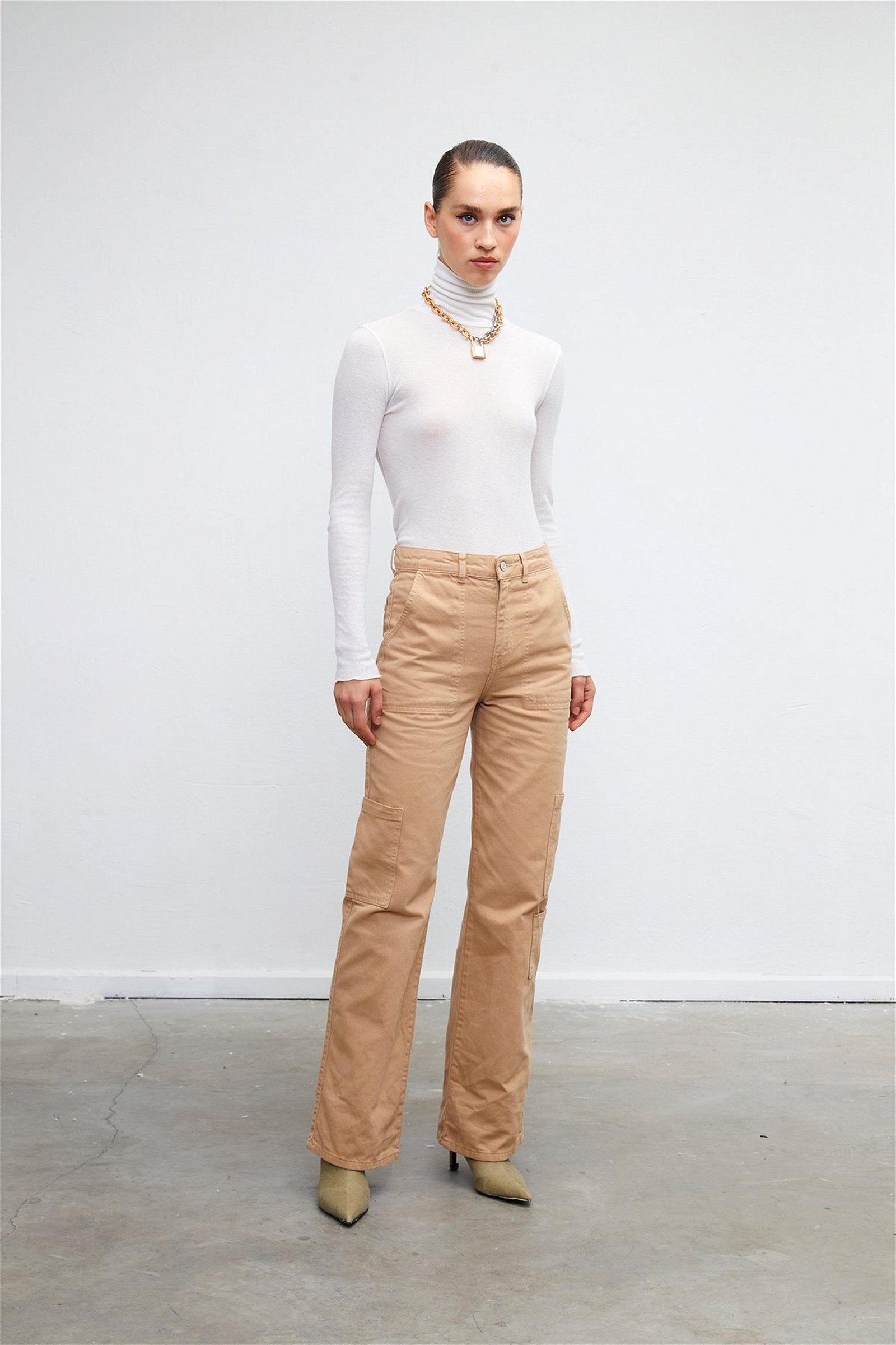 Vatkalı Kadın Straight Fit Kargo Pantolon - Limited Edition Kahverengi