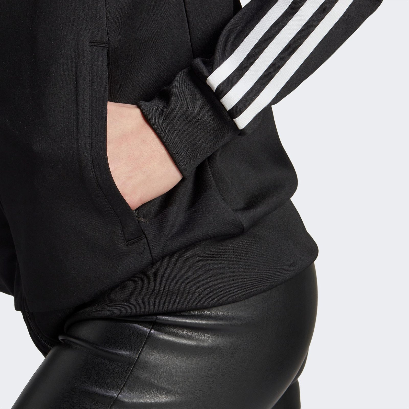 adidas Adicolor Classics Kadın Siyah Sweatshirt
