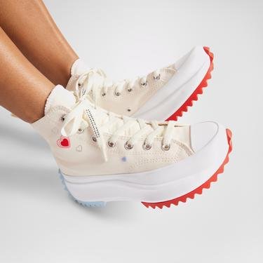 Converse Run Star Hike Platform Y2K Heart Kadın Krem Sneaker