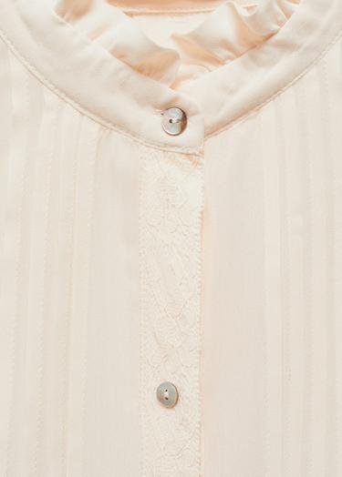  Mango Kadın Dantel Süslemeli Gömlek Kırık Beyaz