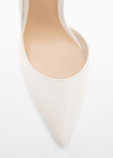  Mango Kadın Asimetrik Topuklu Ayakkabı Beyaz