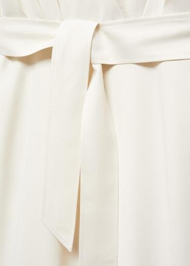  Mango Kadın Kemerli Anvelop Elbise Kırık Beyaz