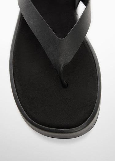  Mango Kadın Platformlu Bantlı Sandalet Siyah
