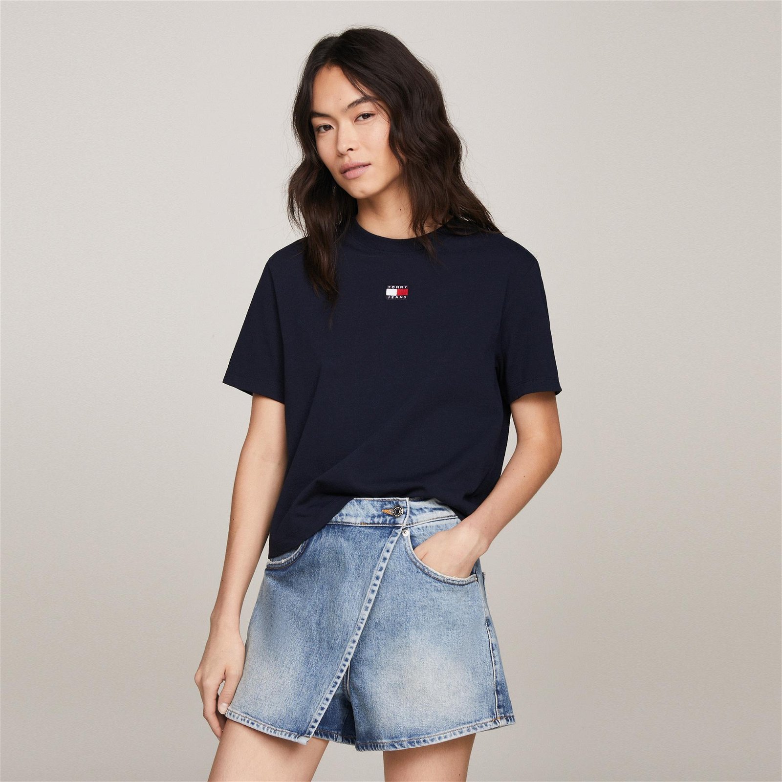 Tommy Jeans Badge Kadın Mavi T-Shirt