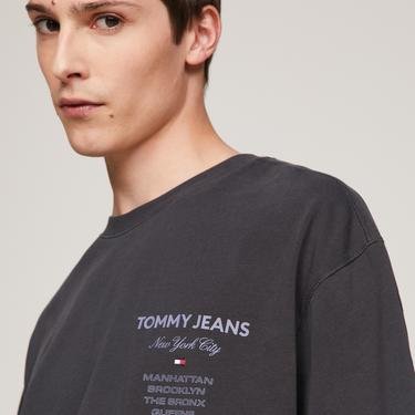  Tommy Jeans NYC 1985 Cities Erkek Gri T-Shirt