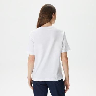  Guess Ss CN Gothic Kadın Beyaz T-Shirt