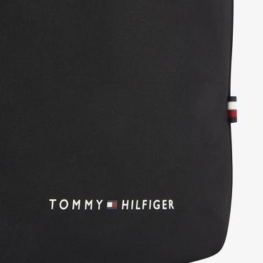  Tommy Hilfiger Skyline Mini Erkek Siyah Omuz Çantası