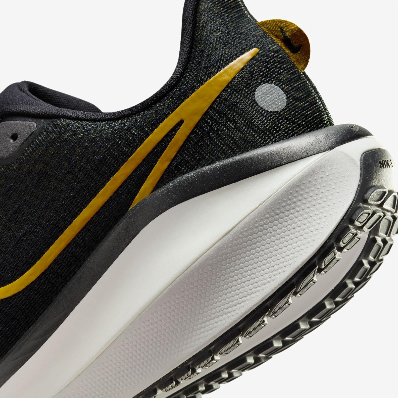 Nike Vomero 17 Erkek Siyah Spor Ayakkabı