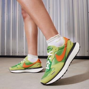  Nike Phoenix Waffle Kadın Yeşil Spor Ayakkabı