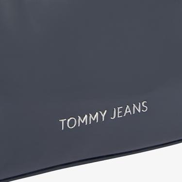  Tommy Jeans Essential Must Shoulder Patent Kadın Lacivert Omuz Çantası