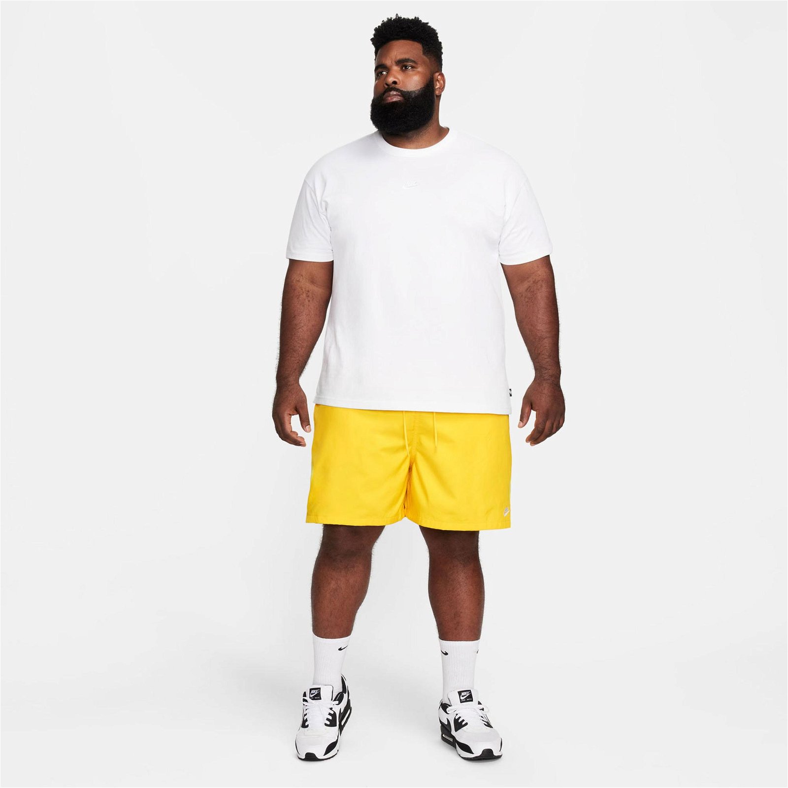 Nike Club Flow Erkek Sarı Şort
