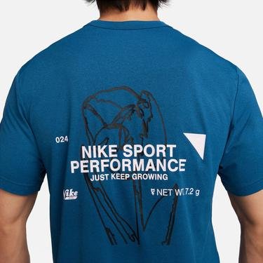  Nike Dri-Fit Hyverse Erkek Gri T-Shirt