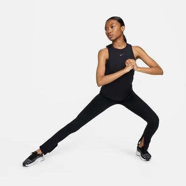 Nike One Classic Dri-Fit Kadın Siyah Kolsuz T-Shirt
