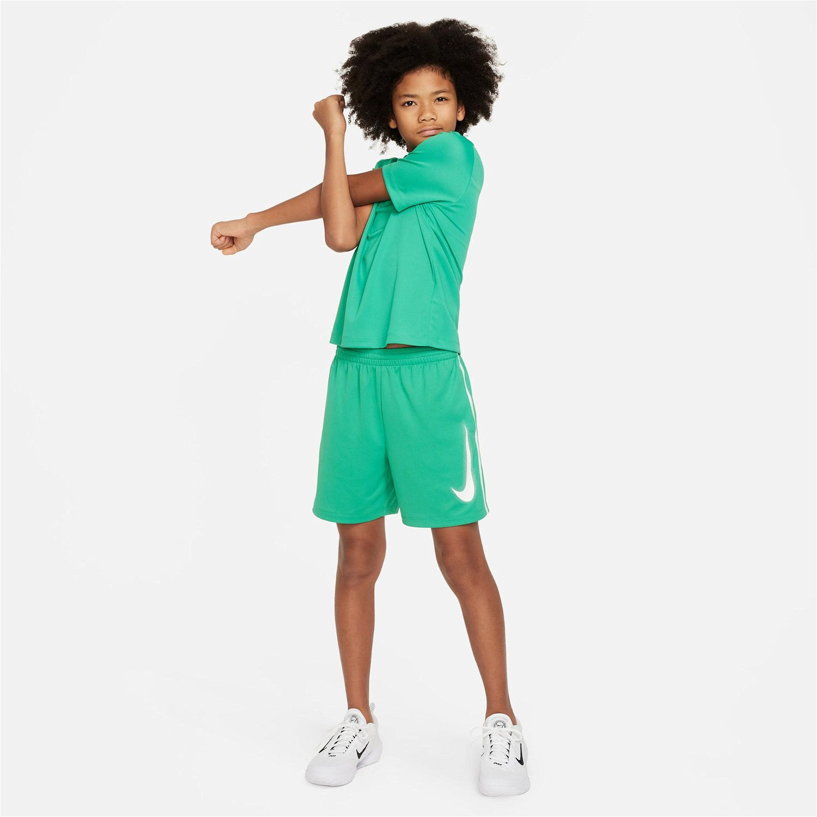 Nike Dri-Fit Multi Çocuk Yeşil Şort