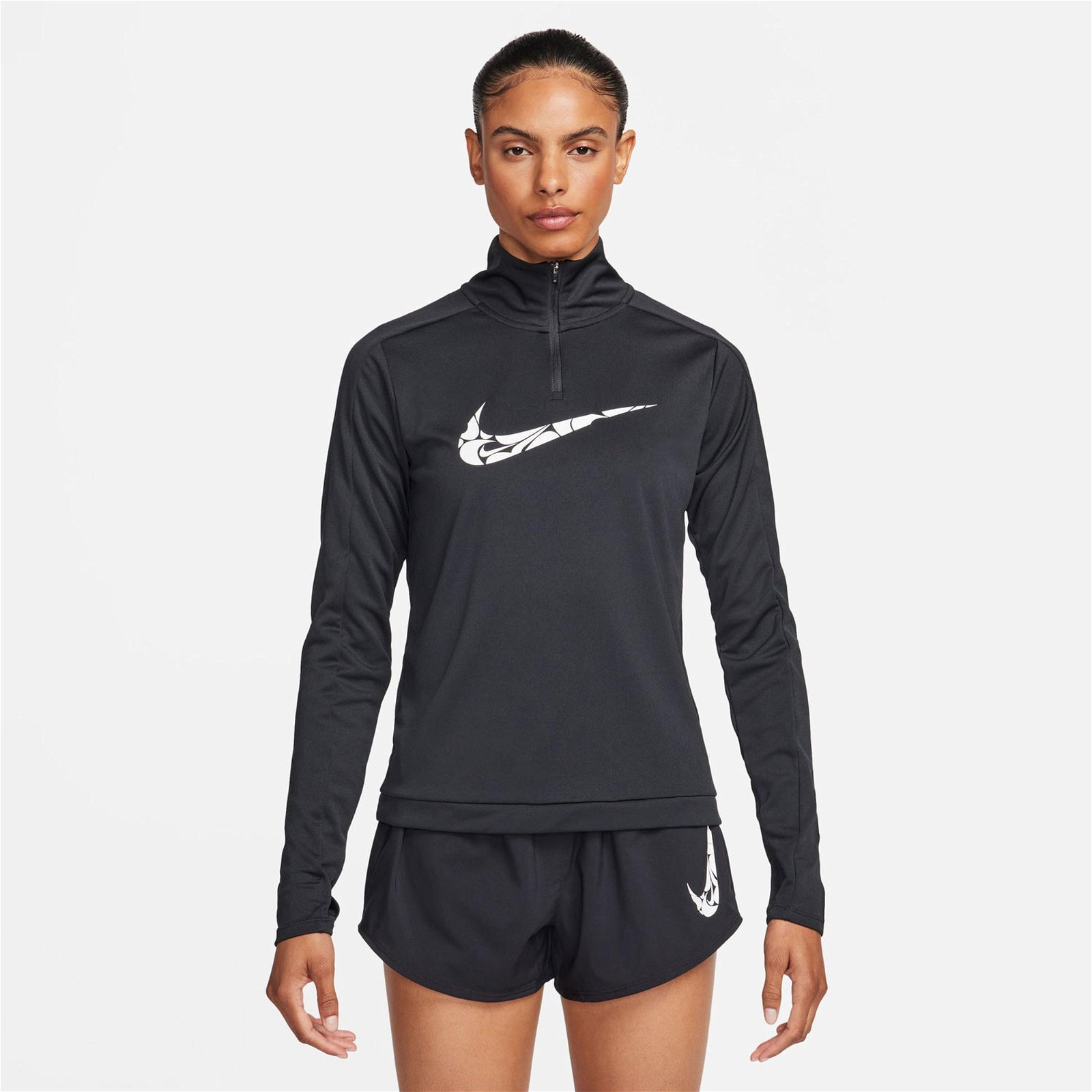 Nike Swoosh Dri-Fit Kadın Siyah Uzun Kollu T-Shirt