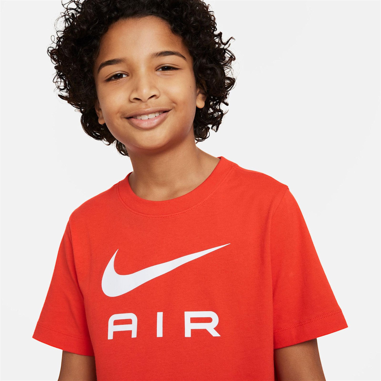 Nike Sportswear Çocuk Kırmızı T-Shirt
