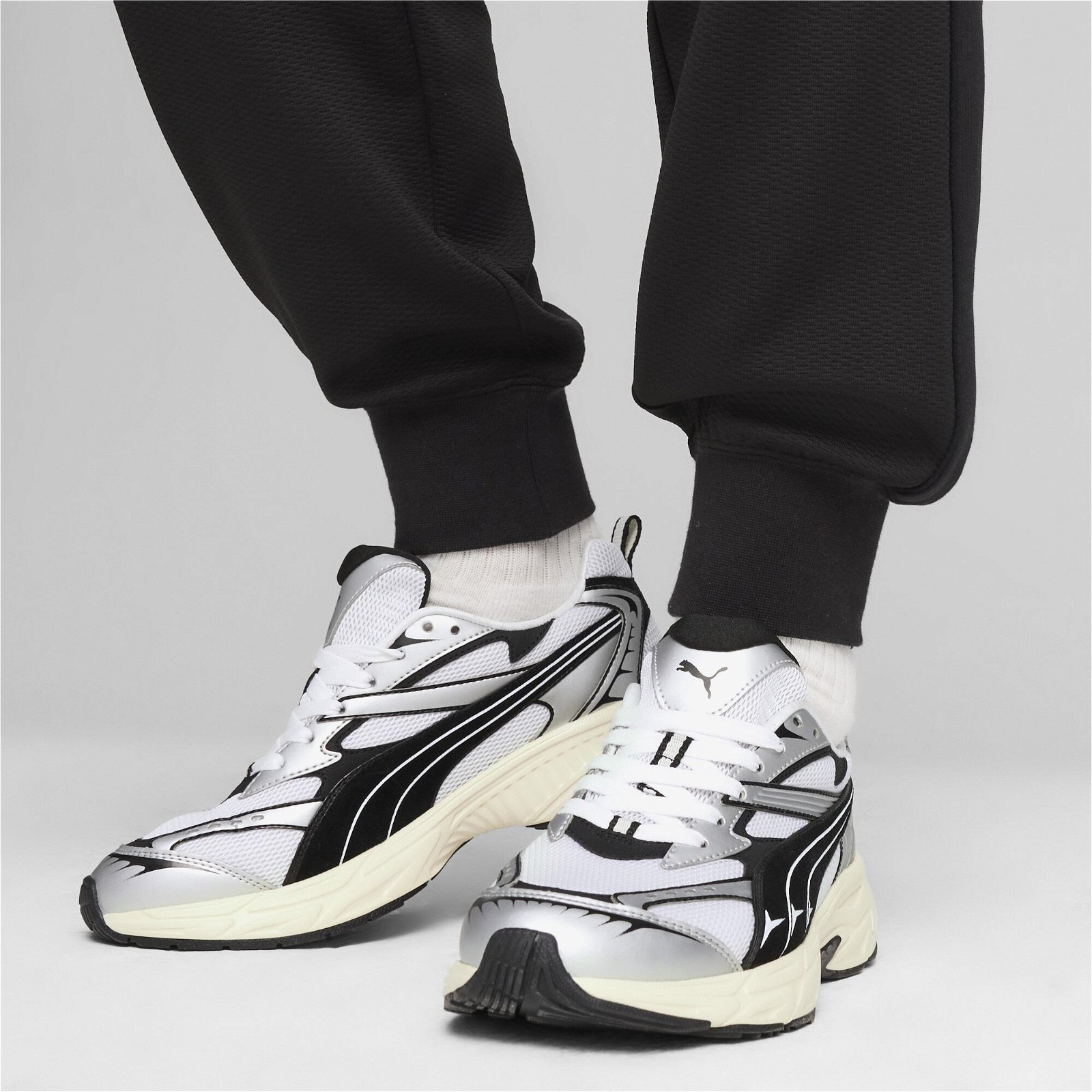 Puma Morphic Retro Unisex Siyah/Beyaz Spor Ayakkabı